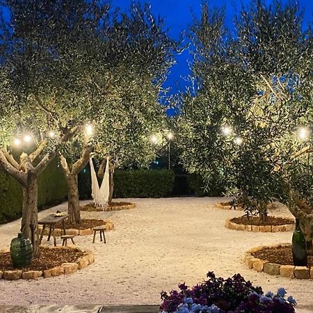マルティナ・フランカ I Cinque Trulli With Swimming Poolヴィラ エクステリア 写真