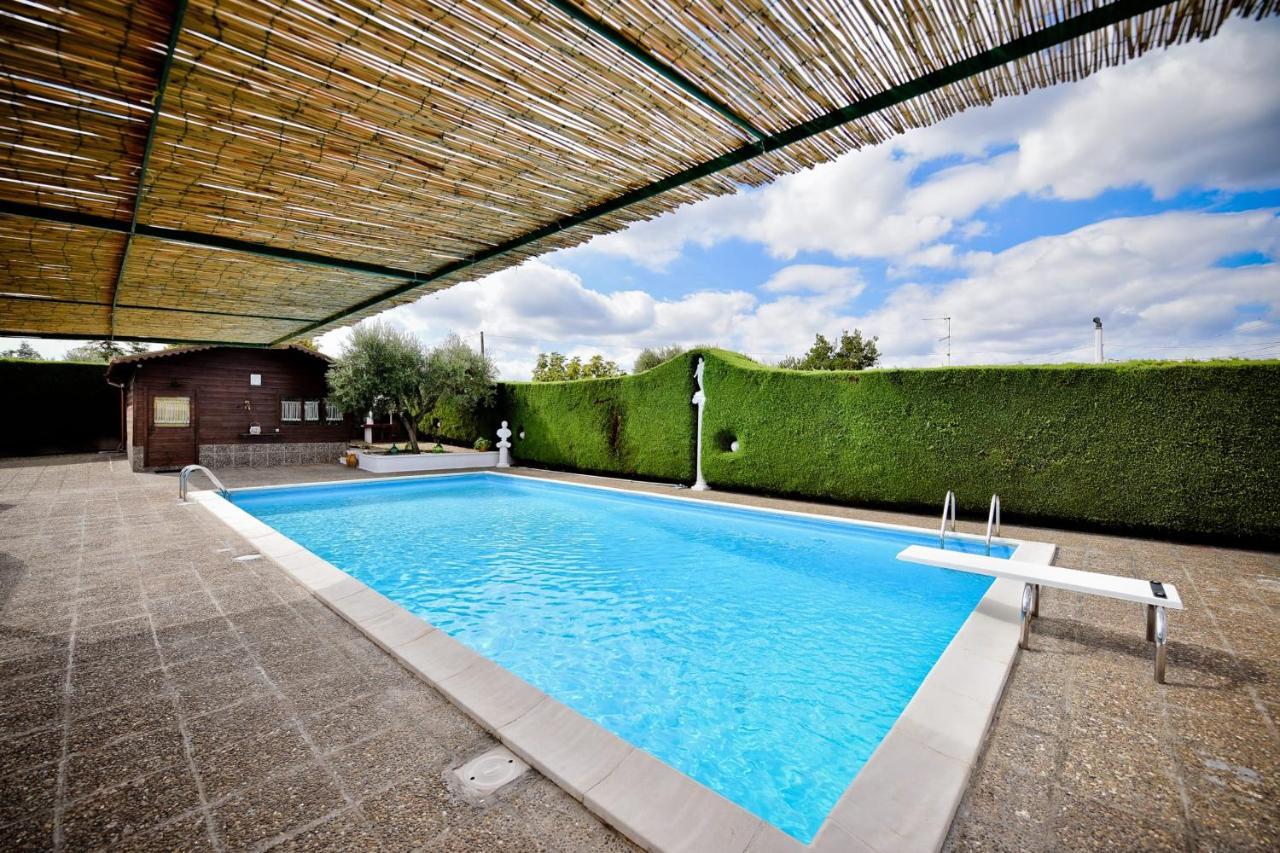 マルティナ・フランカ I Cinque Trulli With Swimming Poolヴィラ エクステリア 写真